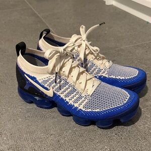 Nike Royal Blue and Cream Knit Vapormax
